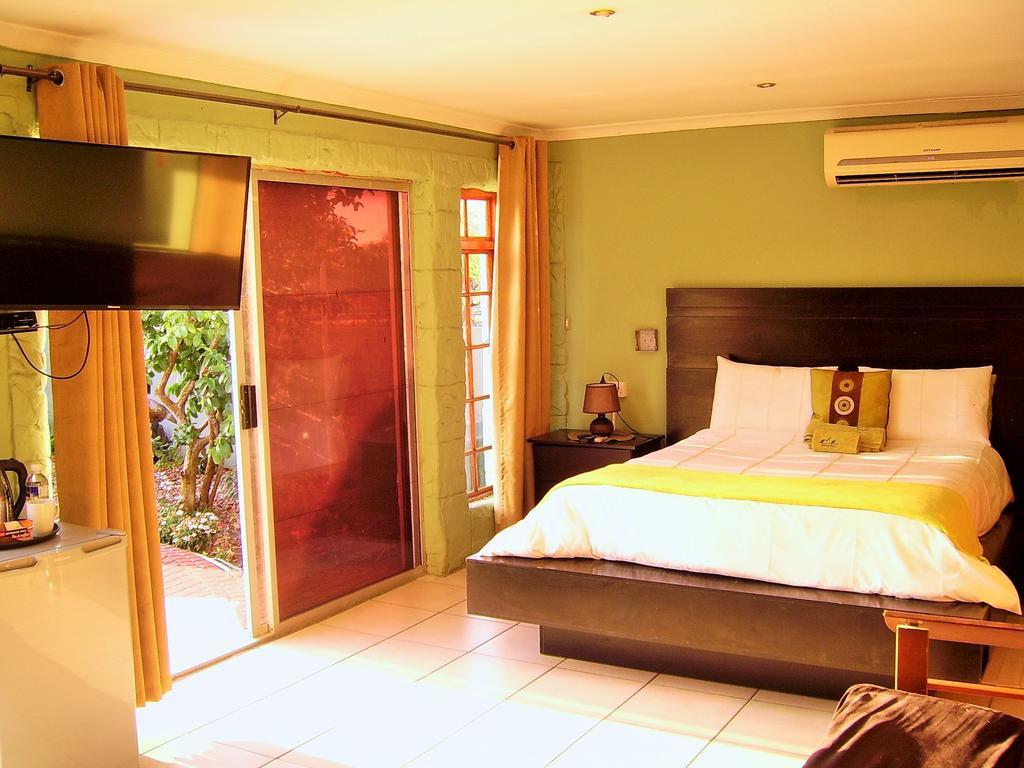 Berry Bliss Guest House Gaborone Kültér fotó