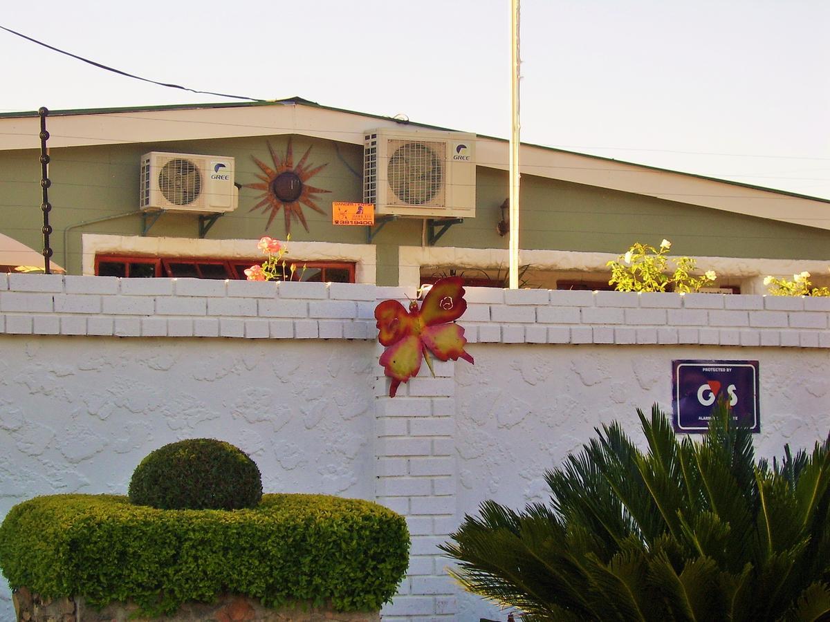 Berry Bliss Guest House Gaborone Kültér fotó